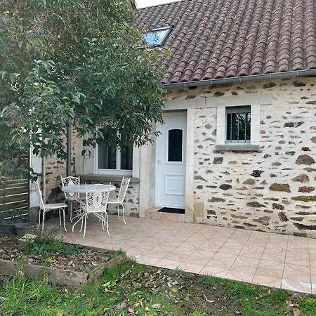 Prázdninový dům Emmanon - Maison A La Campagne Au Calme